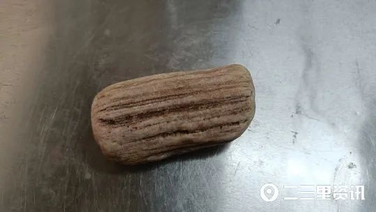 DƬ